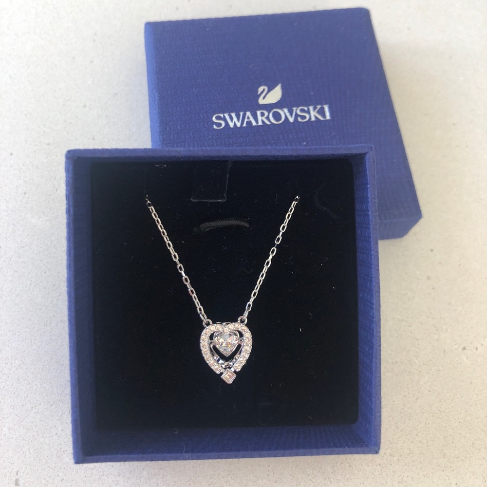 Swarovski sparkling dance heart necklace, white